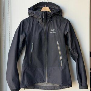 Arc'teryx Beta SL Hybrid Jacket Women's XS Black - RARE Pit Zips
